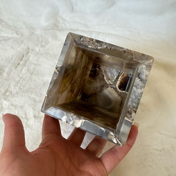 Luxurious Agate Bathroom Accessories Set Of 3 - Picture 13 of 14